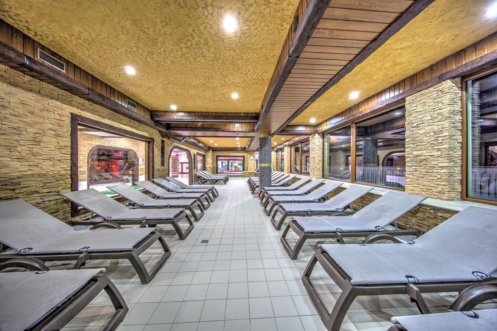 Hotel Golebiewski วีสวา ภายนอก รูปภาพ